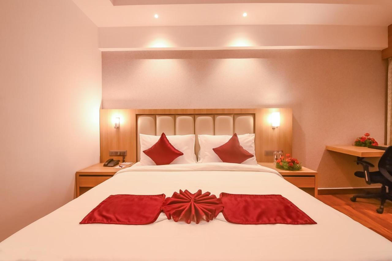 Emerald Clarks Inn Suites Mysore Luaran gambar