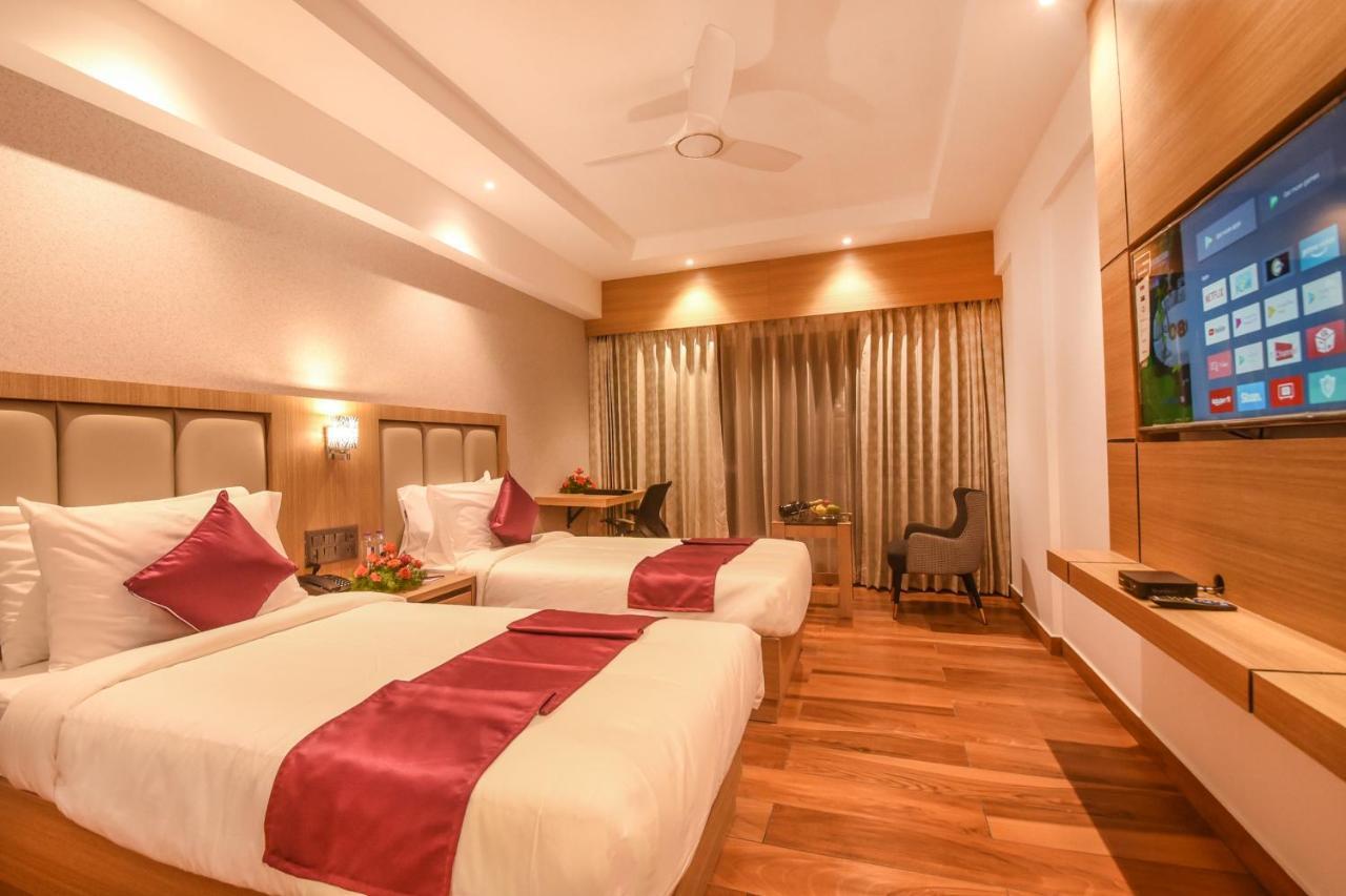 Emerald Clarks Inn Suites Mysore Luaran gambar