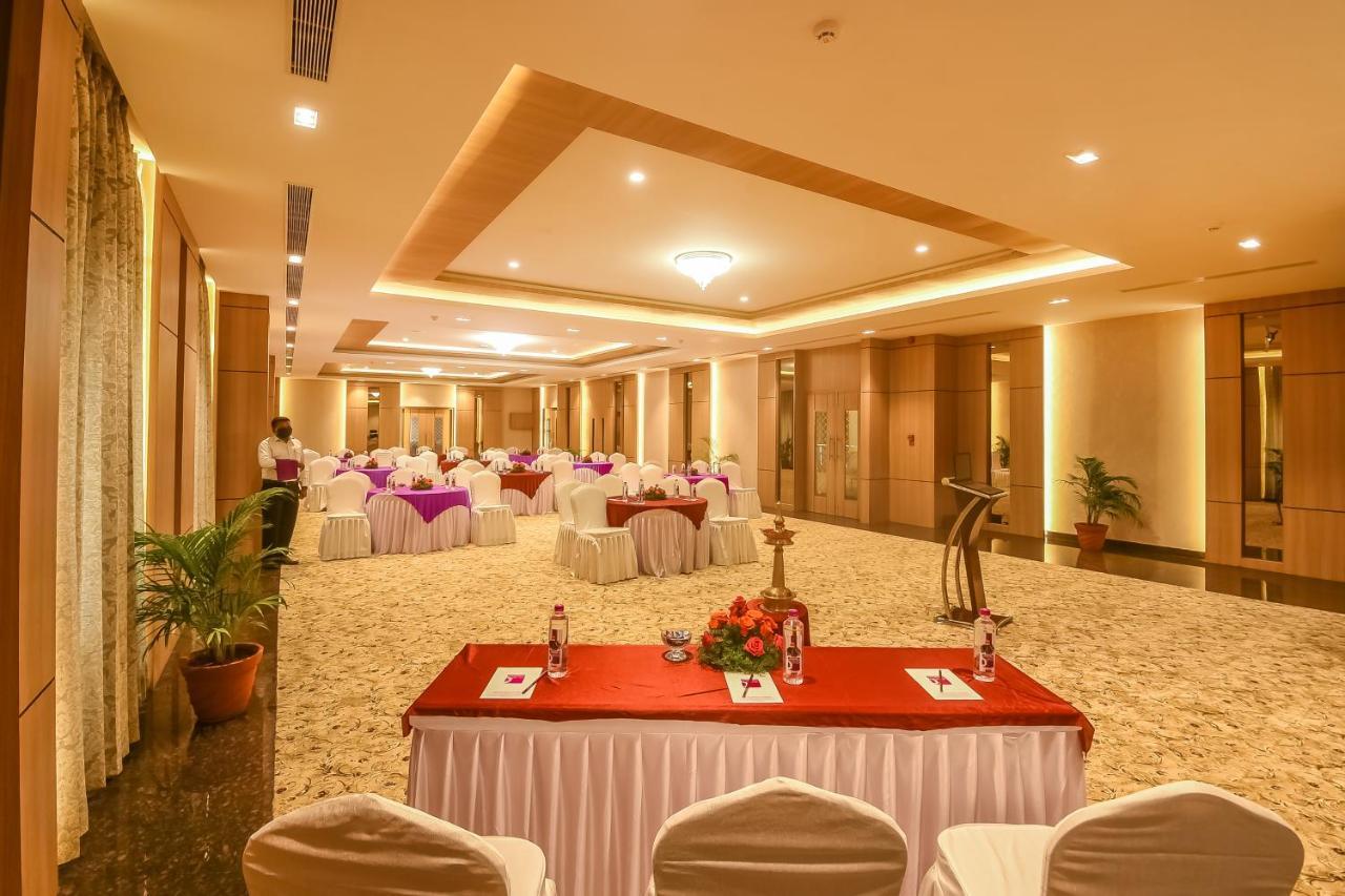 Emerald Clarks Inn Suites Mysore Luaran gambar