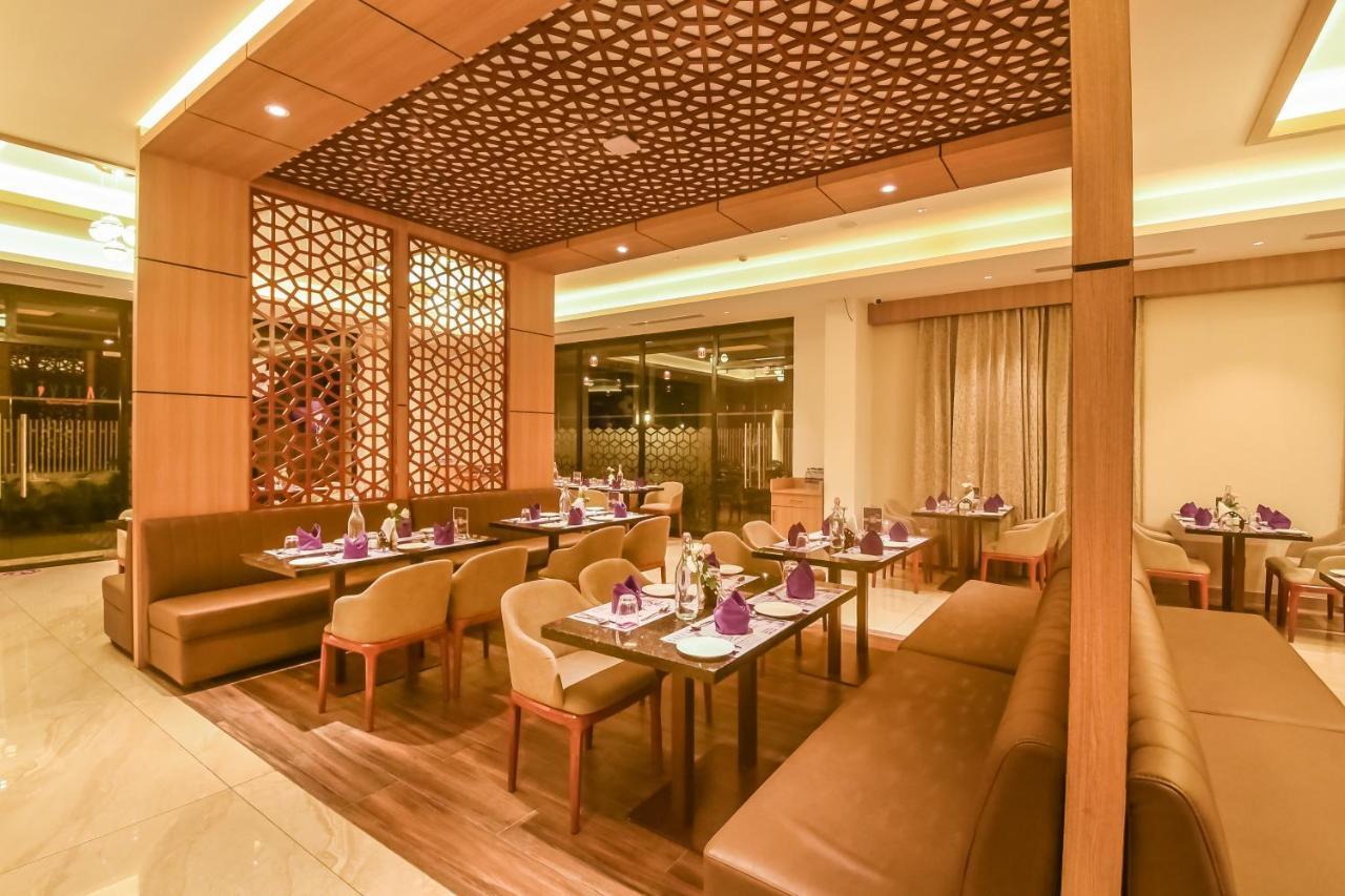 Emerald Clarks Inn Suites Mysore Luaran gambar