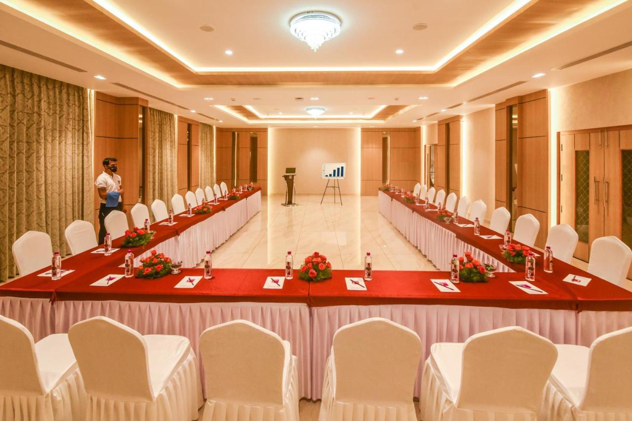 Emerald Clarks Inn Suites Mysore Luaran gambar