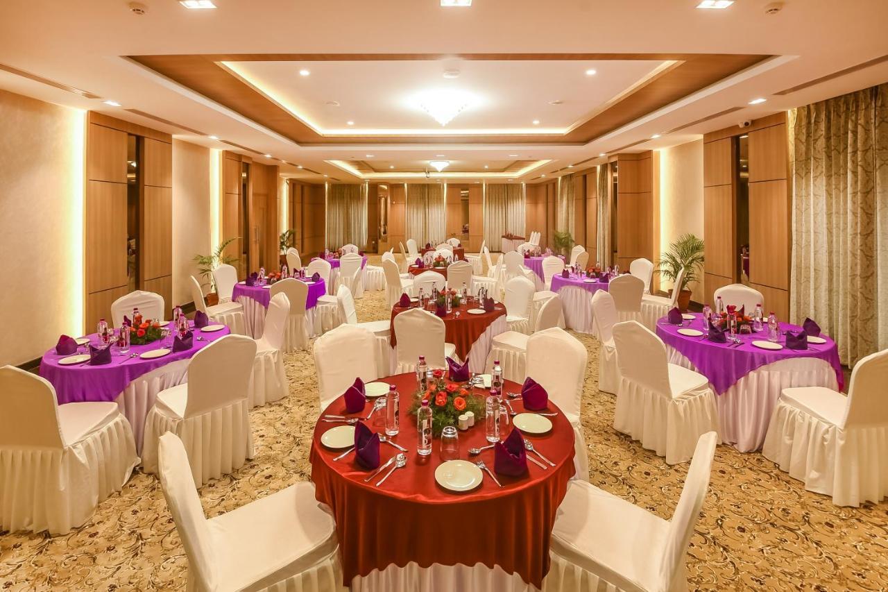 Emerald Clarks Inn Suites Mysore Luaran gambar