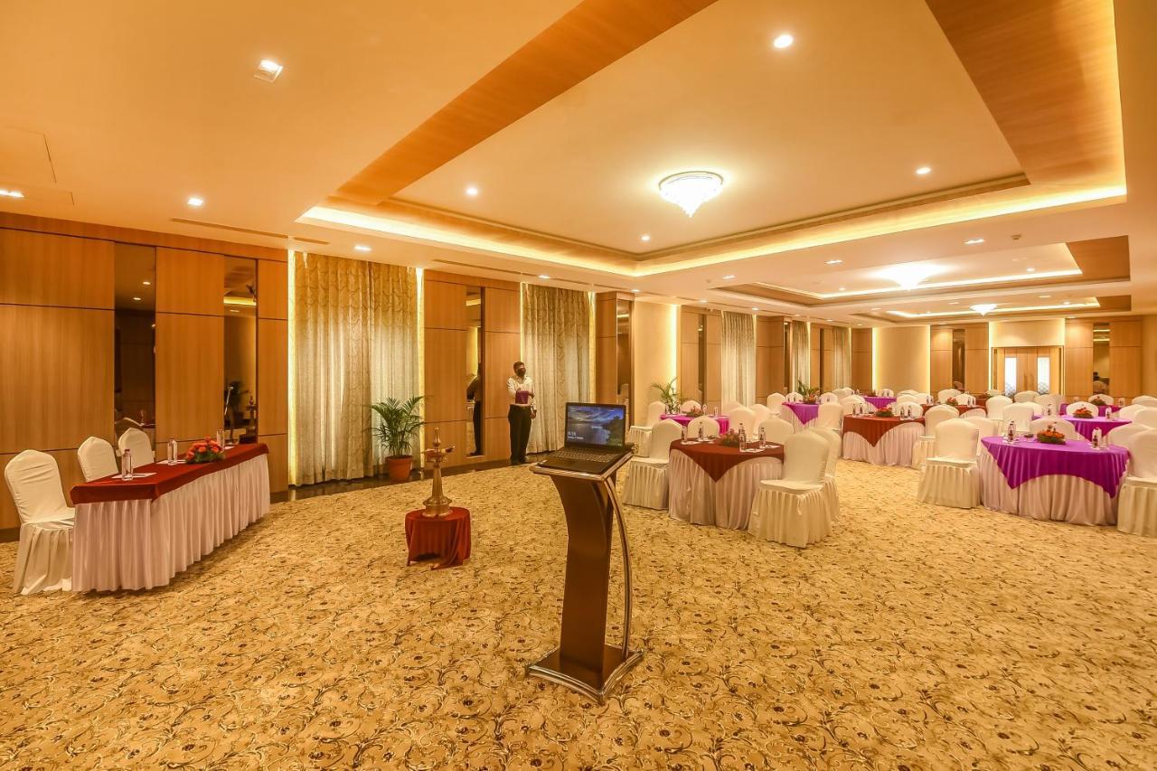 Emerald Clarks Inn Suites Mysore Luaran gambar